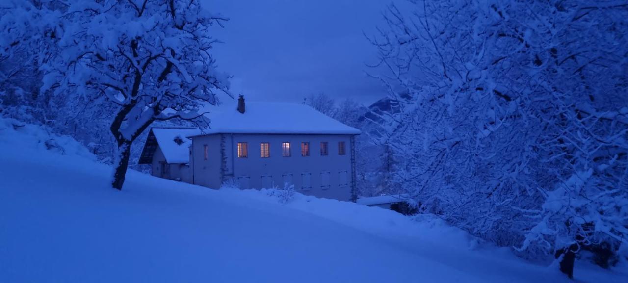 Maison Cimarron Acomodação com café da manhã Chateauroux-les-Alpes Exterior foto