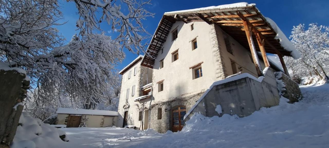 Maison Cimarron Acomodação com café da manhã Chateauroux-les-Alpes Exterior foto